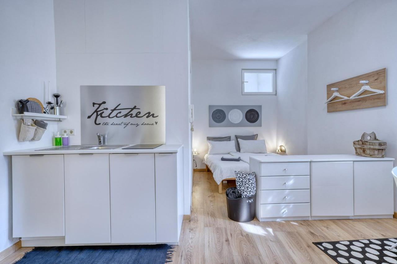 Apartments Gasser - Apartment 8 Caldaro Buitenkant foto