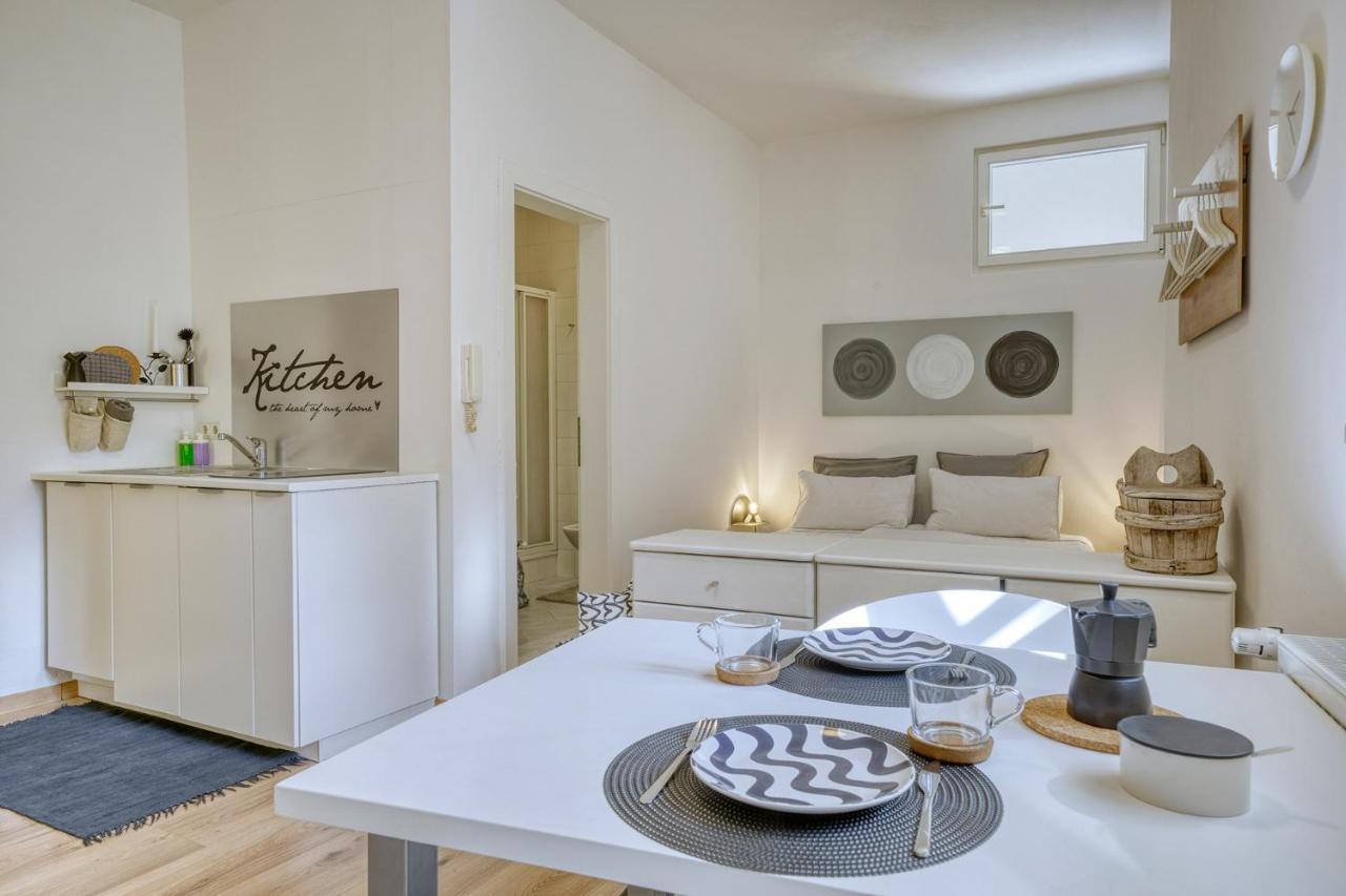 Apartments Gasser - Apartment 8 Caldaro Buitenkant foto